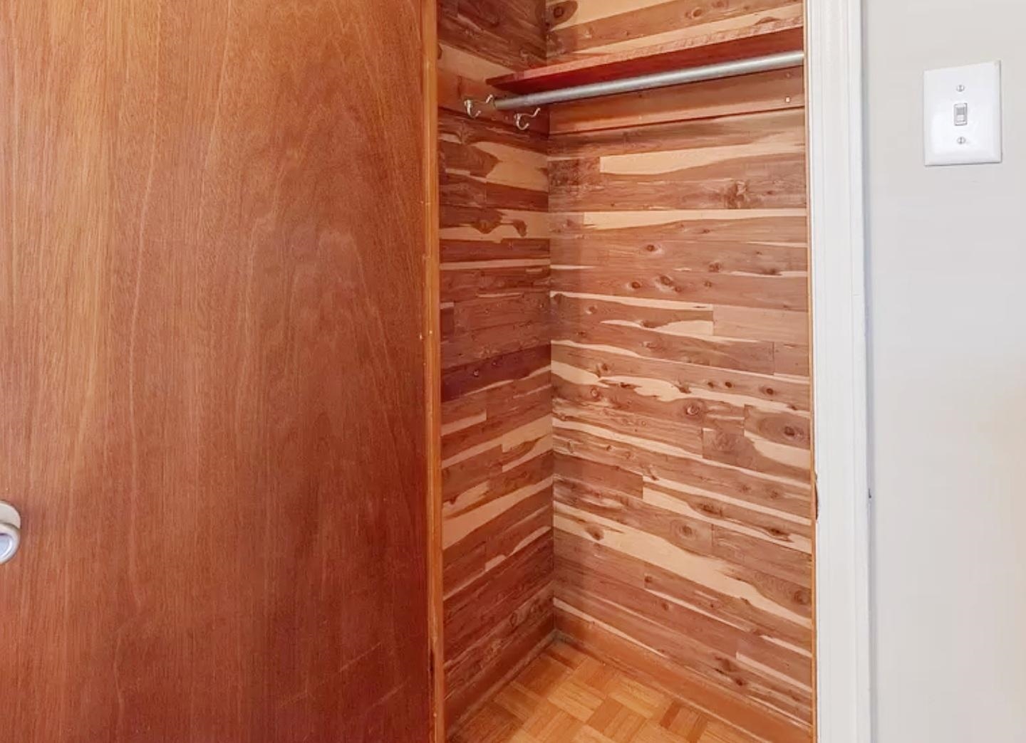 5298 Mesquite Road Memphis, TN 38120 - Photo 16 of 20 a bathroom with a shower curtain
