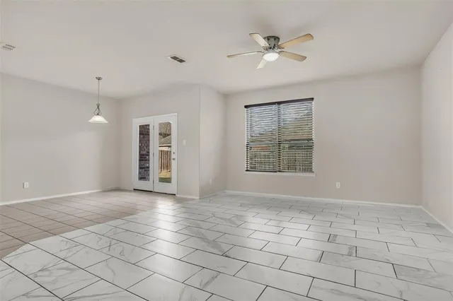 $325,000 | 4244 Leeds Drive, Fort Worth, TX 76036