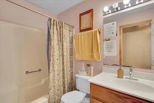 $384,000 | 1156 Partridge Avenue, Bolingbrook, IL 60490