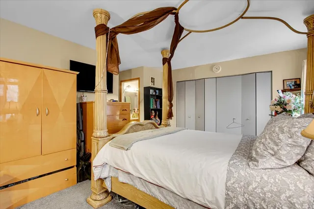 $384,000 | 1156 Partridge Avenue, Bolingbrook, IL 60490