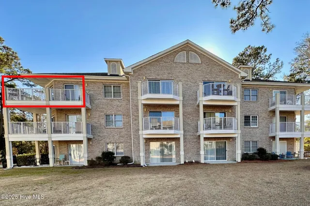 $1,650 | 908 Resort Circle, Unit 512, Sunset Beach, NC 28468