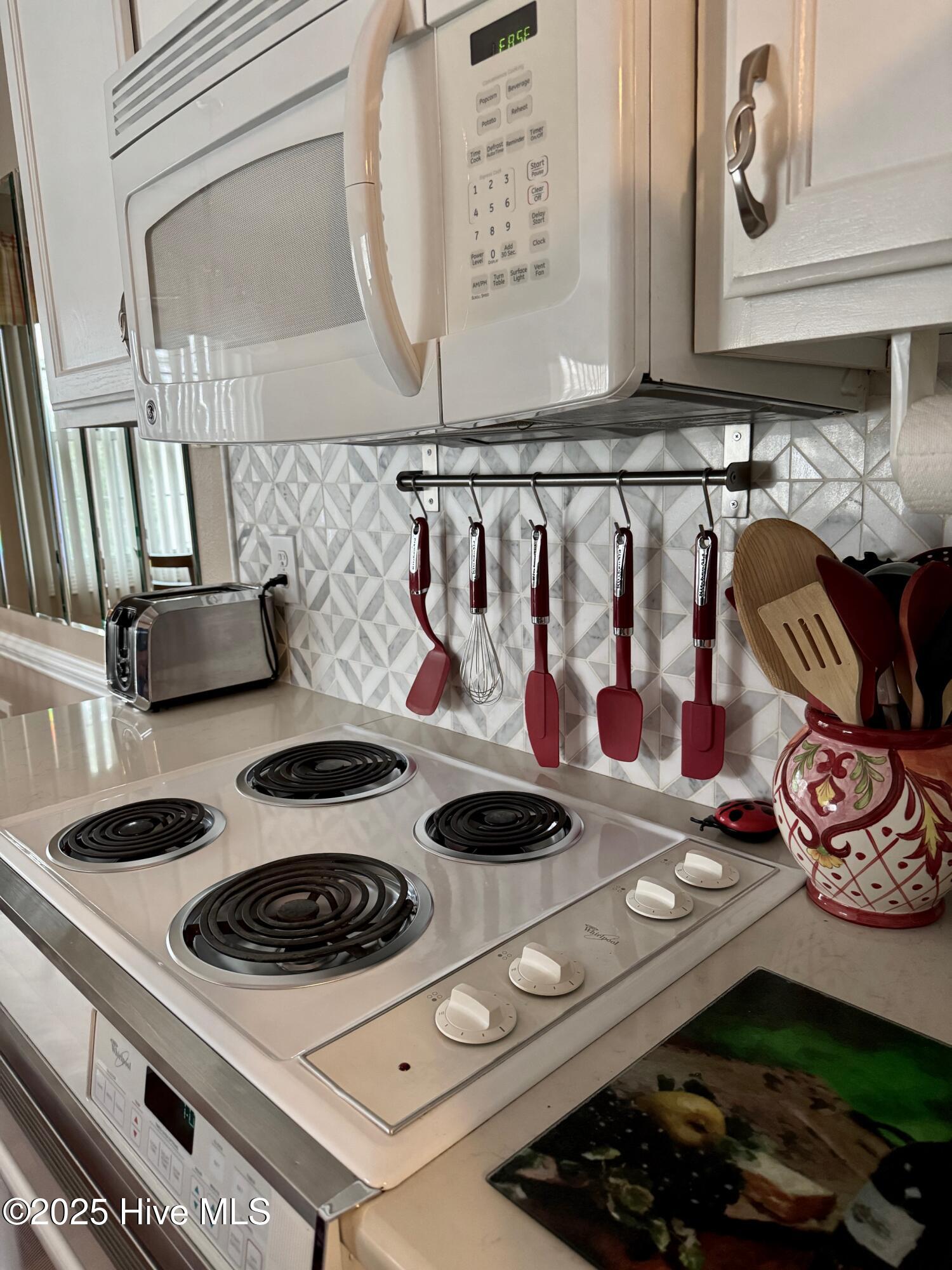 908 Resort Circle, Unit 512 Sunset Beach, NC 28468 - Photo 5 of 33 All the essentials included!