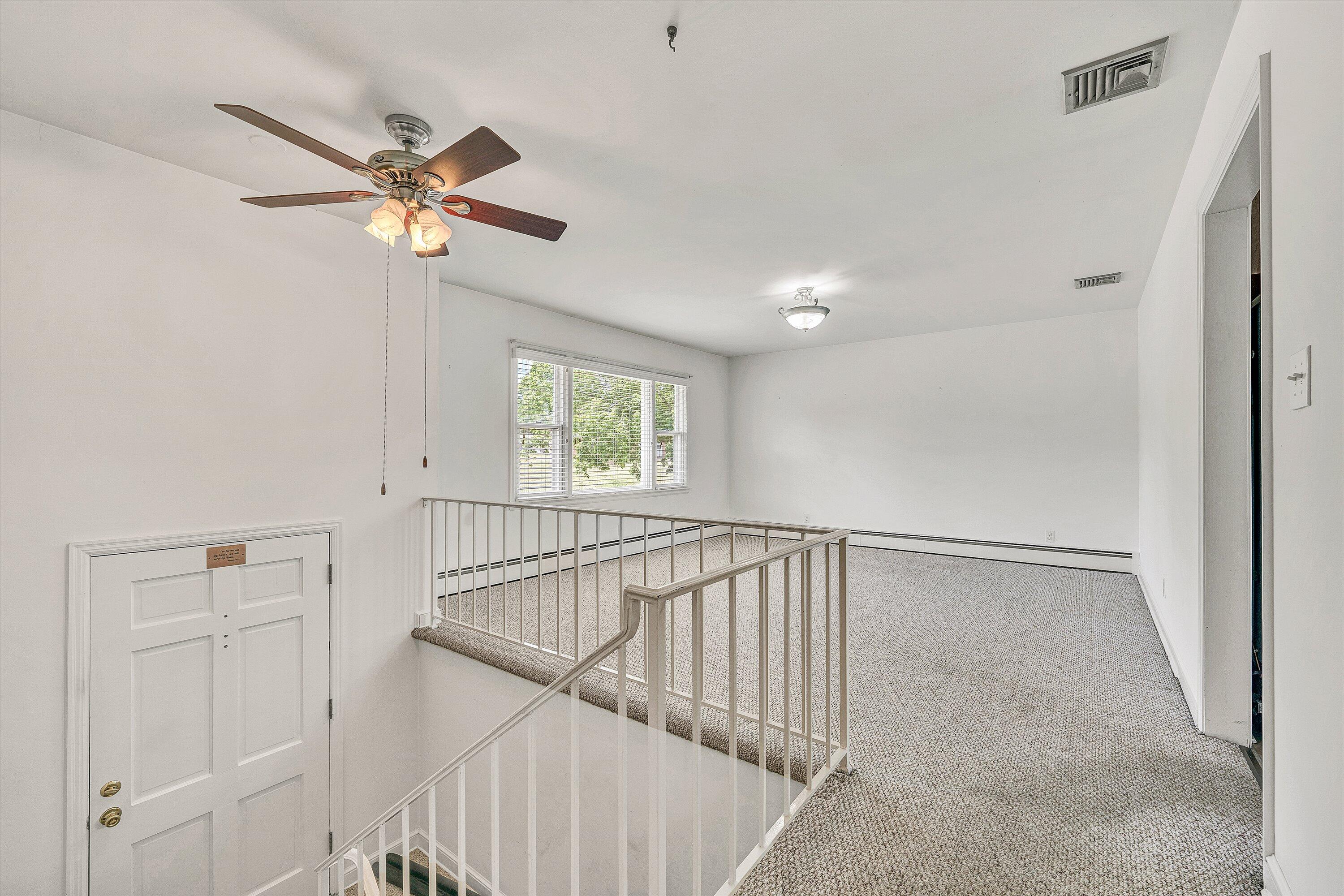 5602 Green Ridge Road Northwest Roanoke, VA 24019 - Photo 10 of 38 09-DSC04273