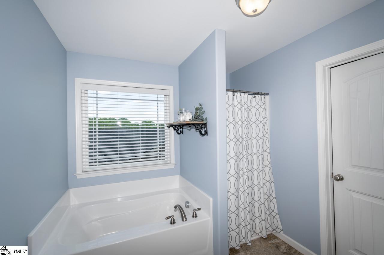 182 Tiara Ridge Lane Duncan, SC 29334 - Photo 14 of 22 Gallery Image 14