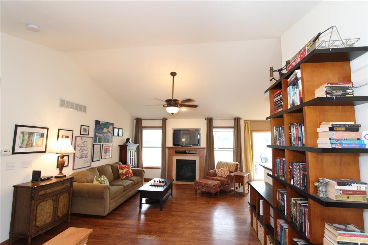 809 Plum Street Solon, IA 52333 - Photo 2 of 15 Gallery Image 2