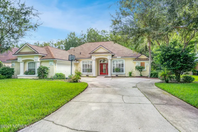 $470,000 | 1628 Misty Lake Drive, Fleming Island, FL 32003