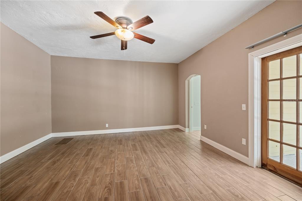 1109 Belcher Road Palm Harbor, FL 34683 - Photo 17 of 59