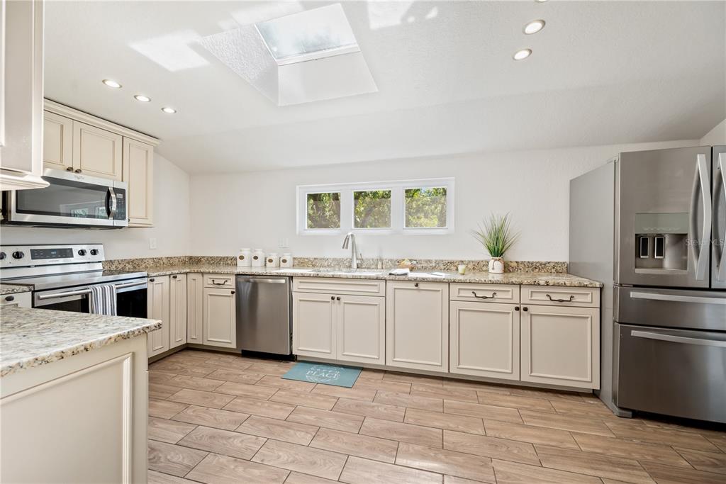 1109 Belcher Road Palm Harbor, FL 34683 - Photo 29 of 59