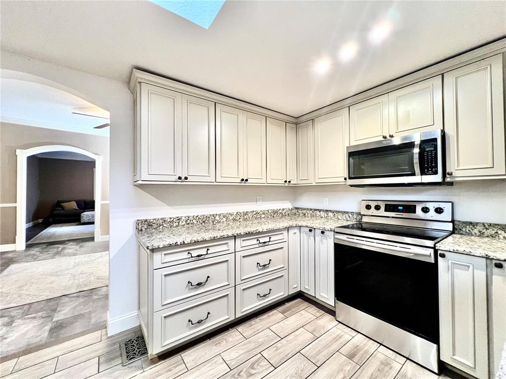 1109 Belcher Road Palm Harbor, FL 34683 - Photo 32 of 59