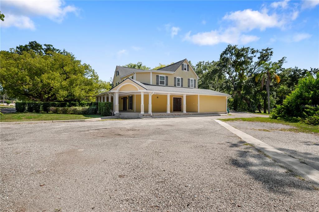 1109 Belcher Road Palm Harbor, FL 34683 - Photo 6 of 59