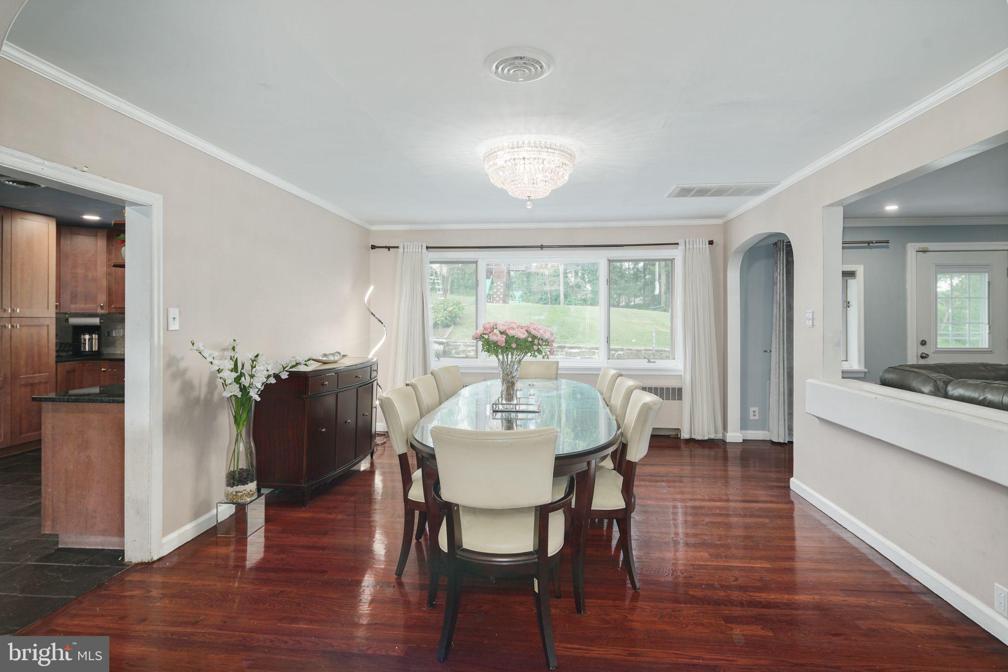 627 Ellis Road Havertown, PA 19083 - Photo 7 of 36 Formal Dining Room