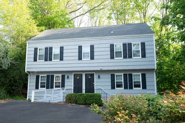 $4,100 | 172 East Avenue, Unit 174, New Canaan, CT 06840