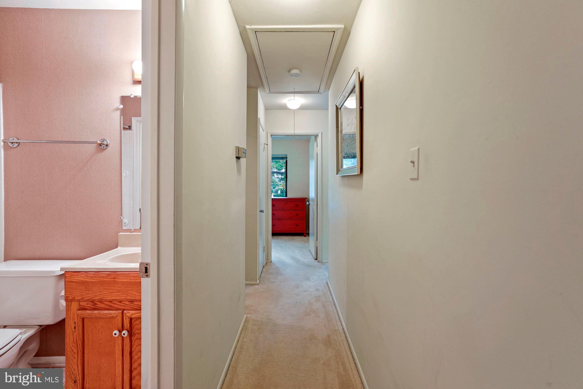 9032 Arlington Boulevard Fairfax, VA 22031 - Photo 21 of 30