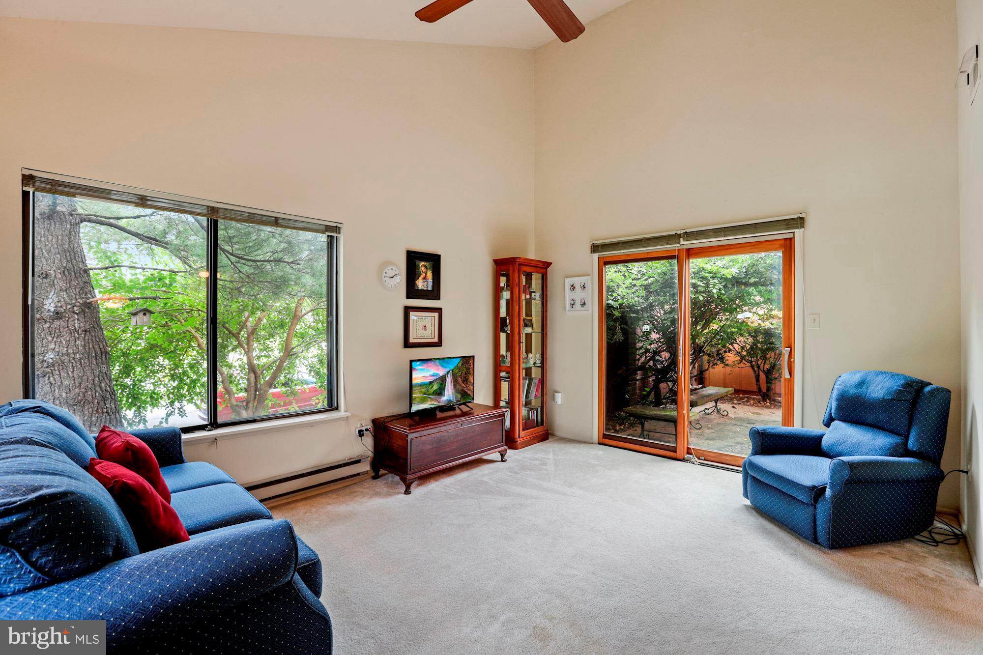 9032 Arlington Boulevard Fairfax, VA 22031 - Photo 24 of 30