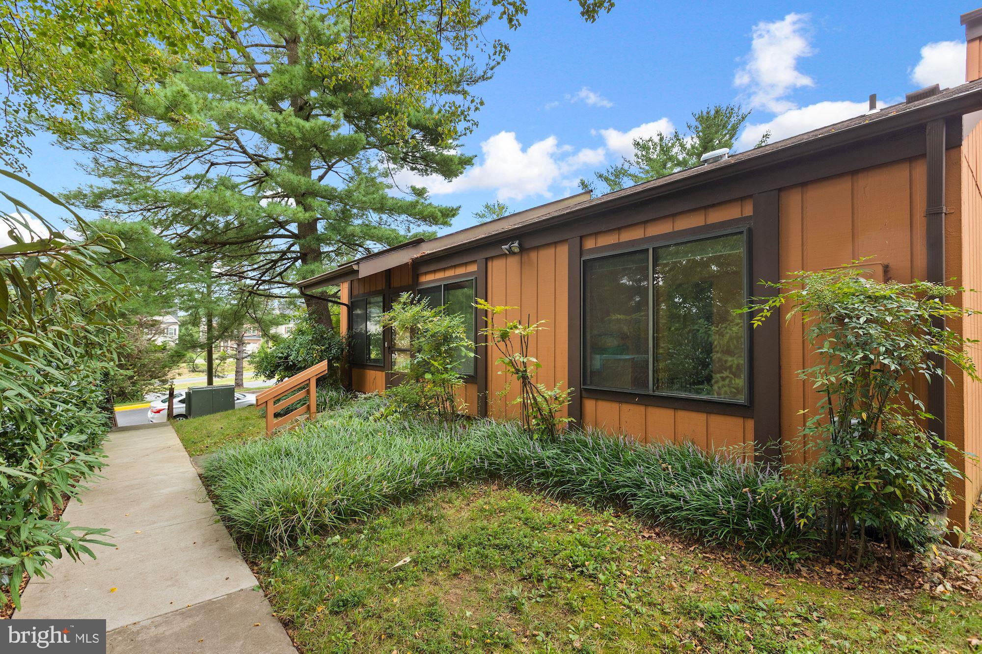 9032 Arlington Boulevard Fairfax, VA 22031 - Photo 25 of 30