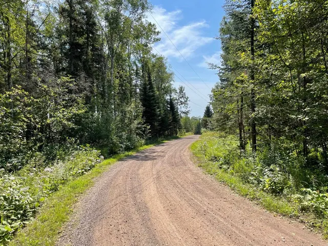 $179,900 | 5361 Highway 61, Lutsen, MN 55612