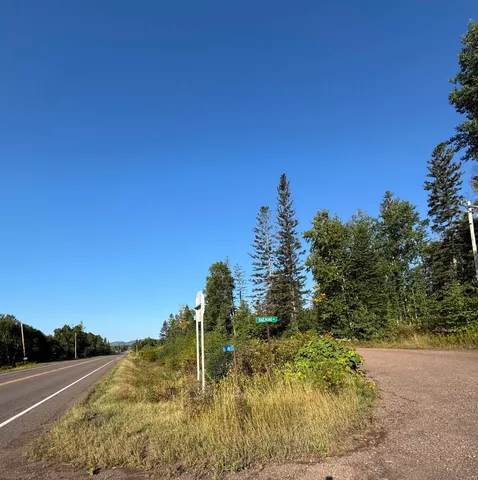 $179,900 | 5361 Highway 61, Lutsen, MN 55612