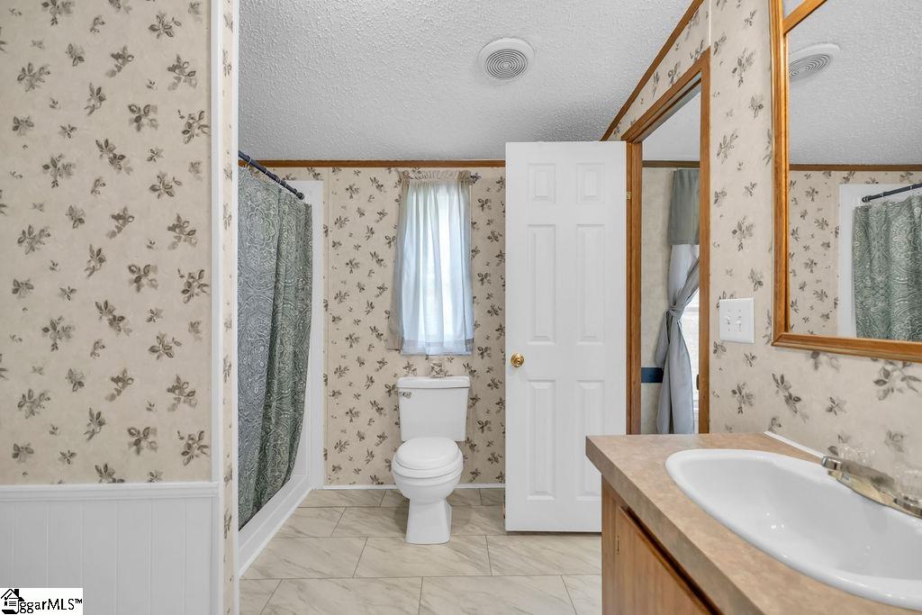 90 East Stagecoach Road Cross Hill, SC 29332 - Photo 21 of 39