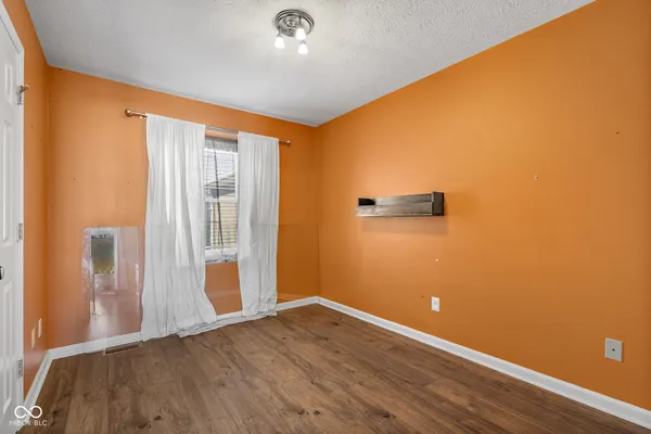 $399,900 | 3277 Muriel Place, Columbus, IN 47203