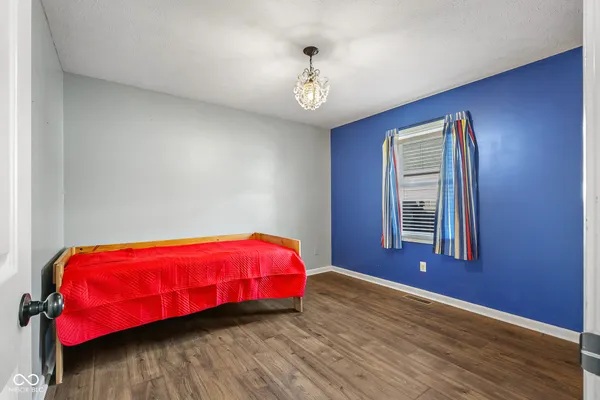 $399,900 | 3277 Muriel Place, Columbus, IN 47203