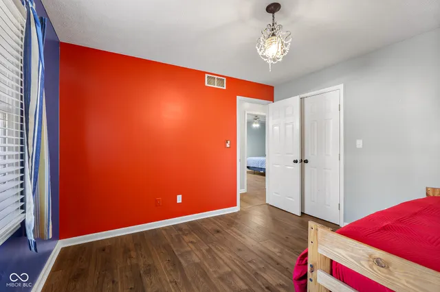 $399,900 | 3277 Muriel Place, Columbus, IN 47203