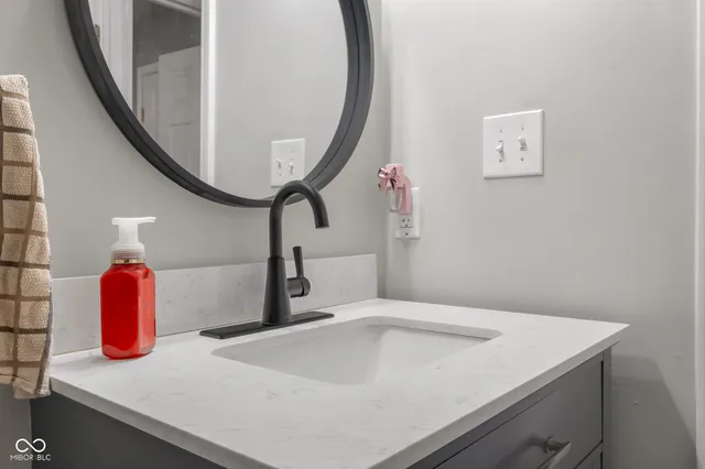 $399,900 | 3277 Muriel Place, Columbus, IN 47203