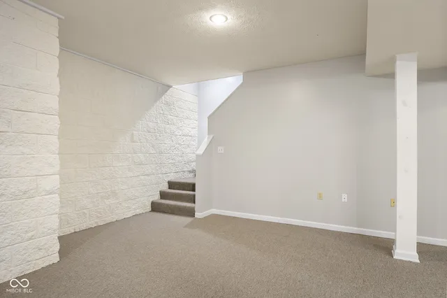 $399,900 | 3277 Muriel Place, Columbus, IN 47203