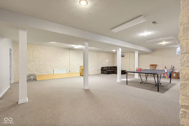 $399,900 | 3277 Muriel Place, Columbus, IN 47203