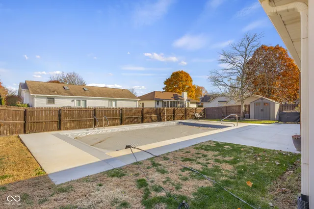 $399,900 | 3277 Muriel Place, Columbus, IN 47203