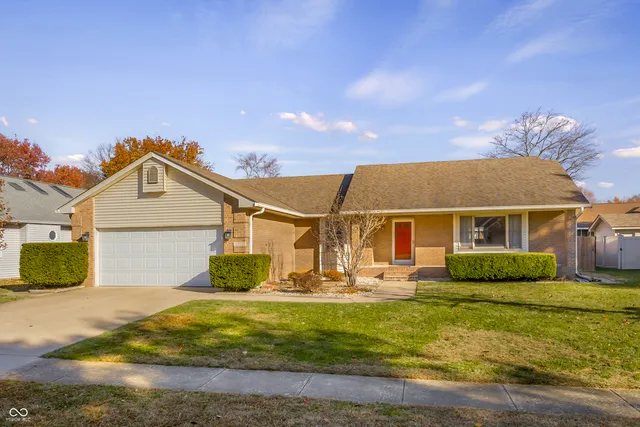 $399,900 | 3277 Muriel Place, Columbus, IN 47203