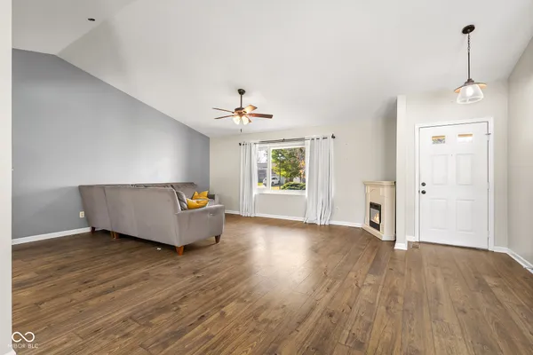 $399,900 | 3277 Muriel Place, Columbus, IN 47203