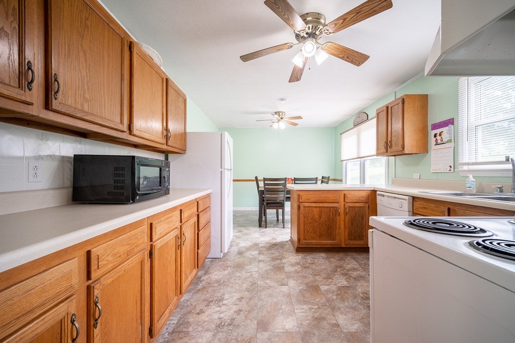 2914 Cedar Springs Road Sugar Grove, VA 24375 - Photo 18 of 70 Gallery Image 18