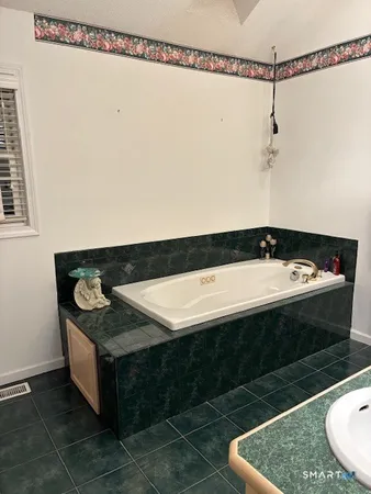 $430,000 | 34 Canterbury Road, Unit 34, Hamden, CT 06514