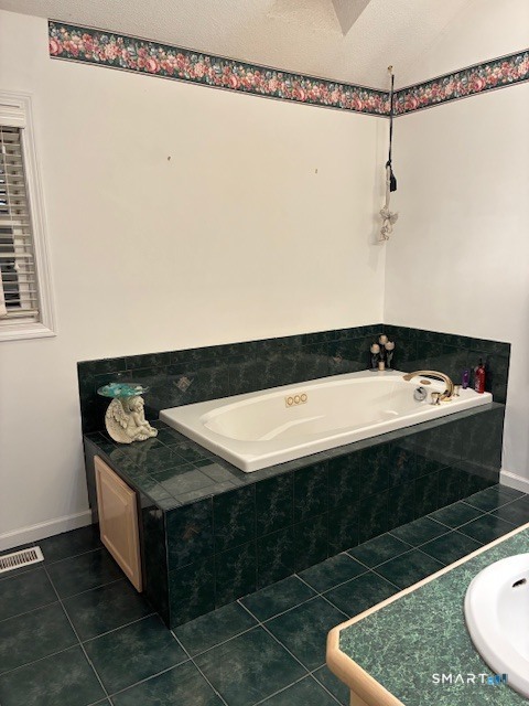 34 Canterbury Road, Unit 34 Hamden, CT 06514 - Photo 12 of 15