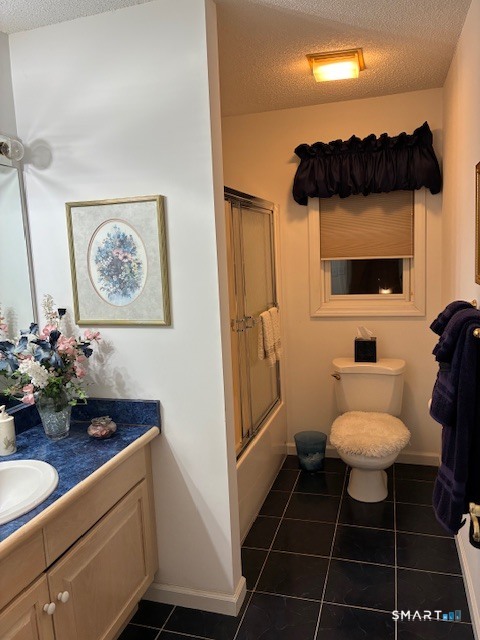 34 Canterbury Road, Unit 34 Hamden, CT 06514 - Photo 9 of 15