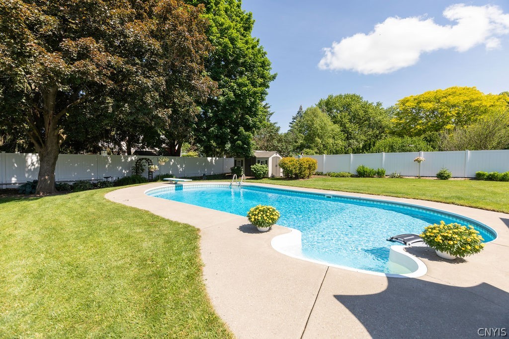 7454 Thunderbird Road Clay, NY 13088 - Photo 4 of 50
