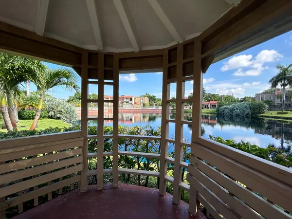 $1,900 | 5102 Northwest 79th Avenue, Unit 105, Doral, FL 33166
