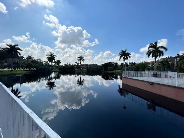 $1,900 | 5102 Northwest 79th Avenue, Unit 105, Doral, FL 33166