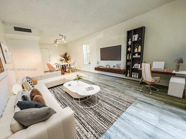 $1,900 | 5102 Northwest 79th Avenue, Unit 105, Doral, FL 33166