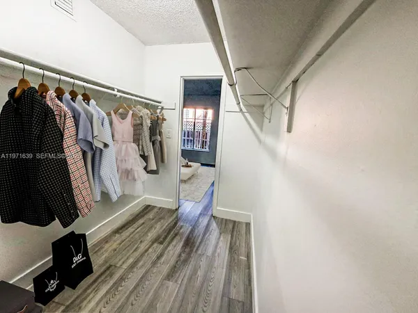 $1,900 | 5102 Northwest 79th Avenue, Unit 105, Doral, FL 33166