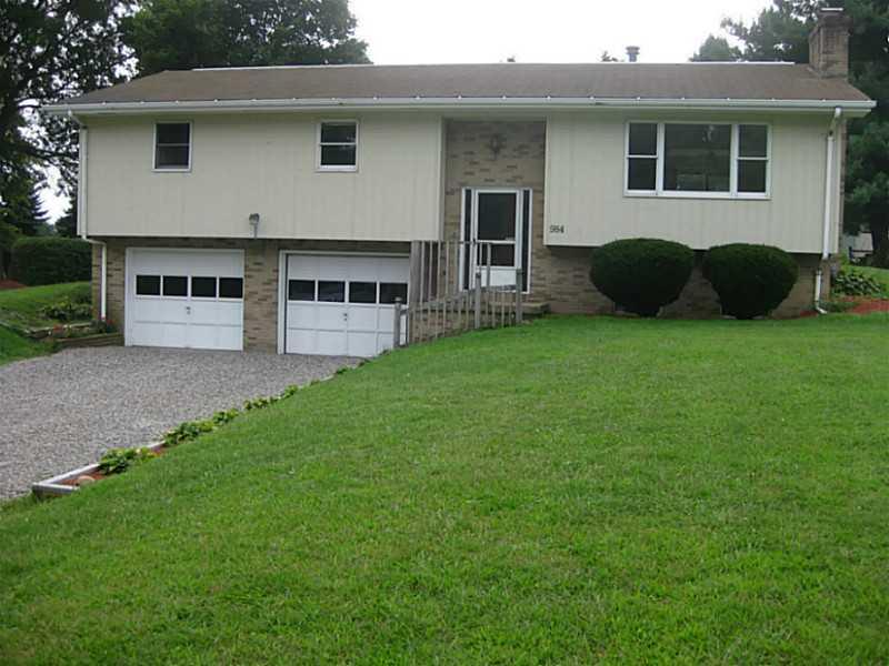 984 Barclay Road Indiana, PA 15701 - Photo 1 of 6 Exterior Front.