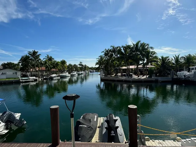 $1,900 | 2430 Northeast 135th Street, Unit 101, North Miami, FL 33181