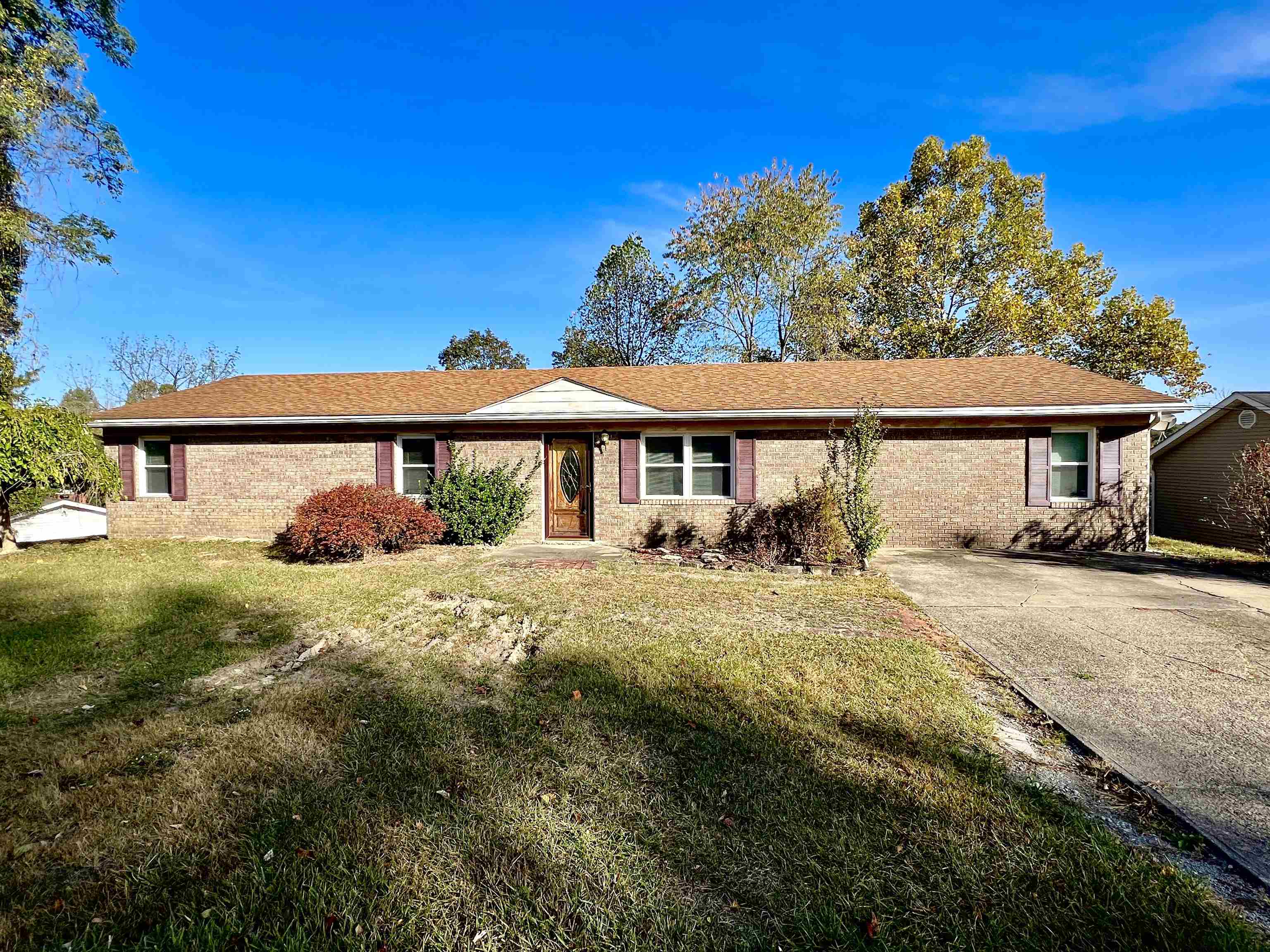 1027 Chippewa Road Ashland, KY 41102 - Photo 1 of 26