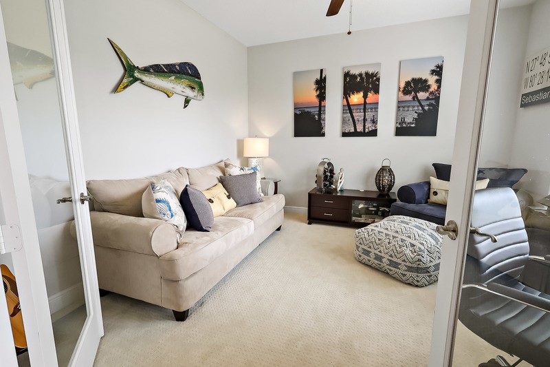 570 Gossamer Wing Way Sebastian, FL 32958 - Photo 8 of 36 a living room with furniture