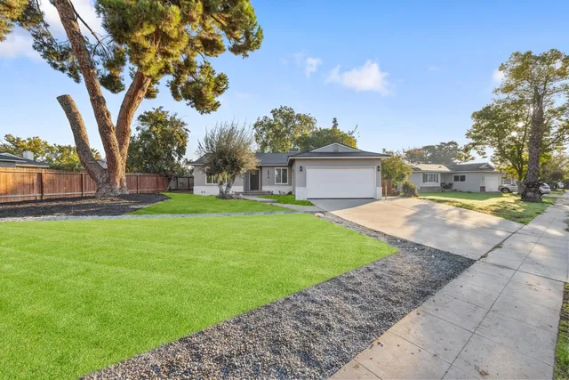 $399,999 | 5374 North Santa Fe Avenue, Fresno, CA 93711