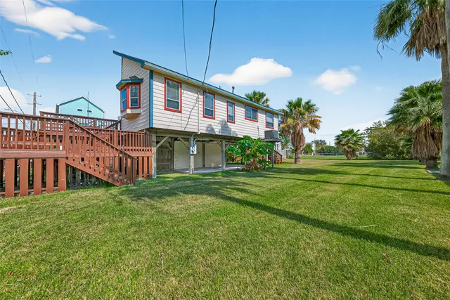 $1,825 | 115 12th Street, San Leon, TX 77539