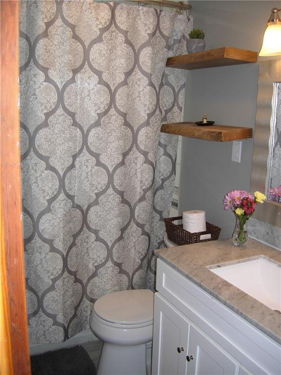 6028 Poketa Road Verona, PA 15147 - Photo 12 of 20