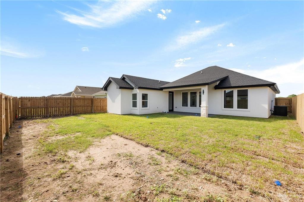 2201 Cardinal Drive Weslaco, TX 78599 - Photo 16 of 18
