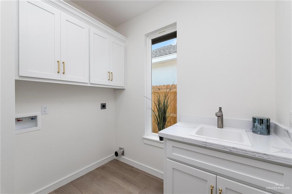 2201 Cardinal Drive Weslaco, TX 78599 - Photo 8 of 18