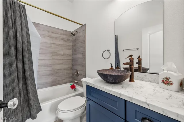 $875,000 | 3600 East Bridger Street, Pahrump, NV 89061